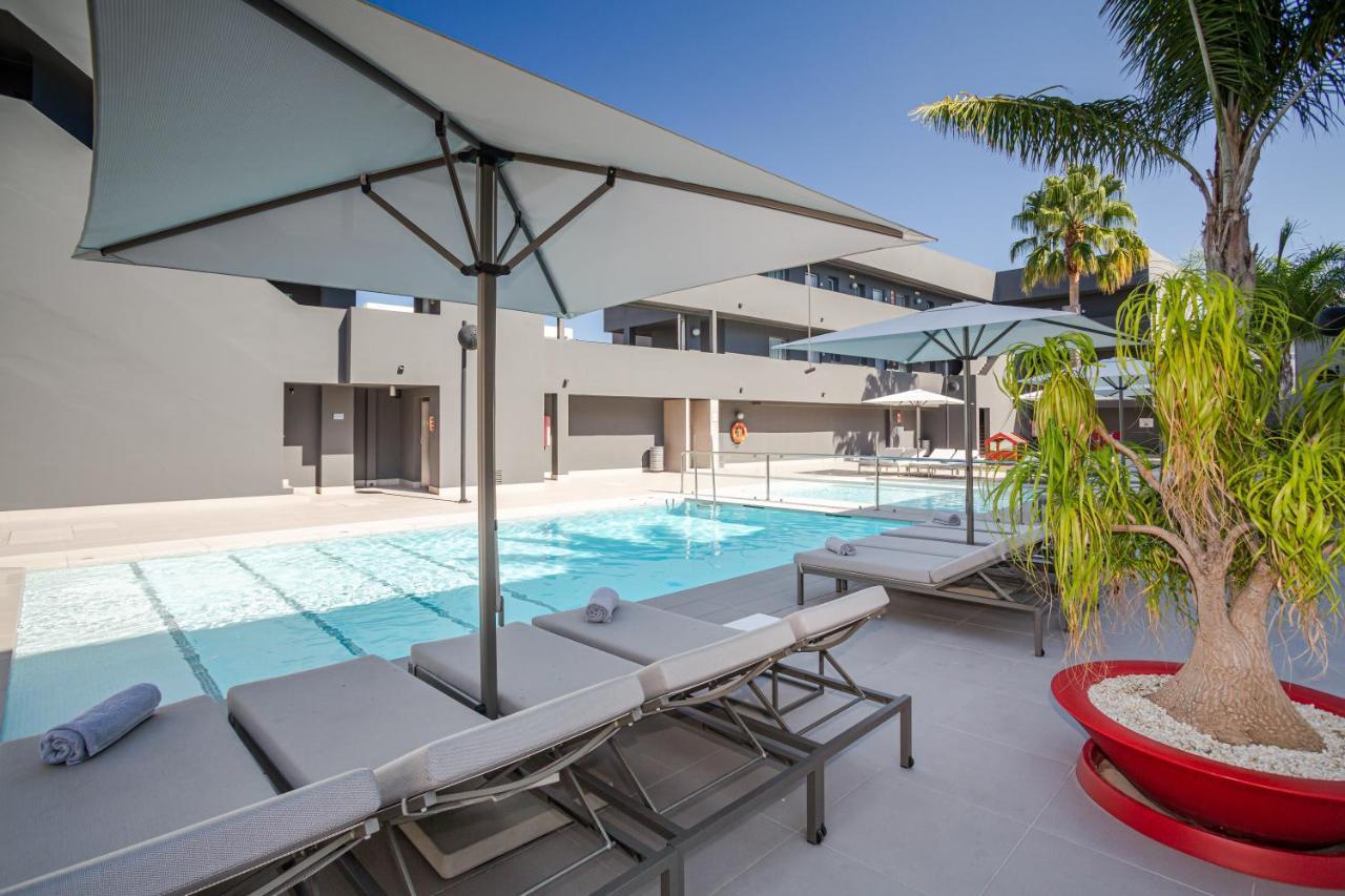Migjorn Ibiza Suites & Spa Platja d'en Bossa Eksteriør bilde