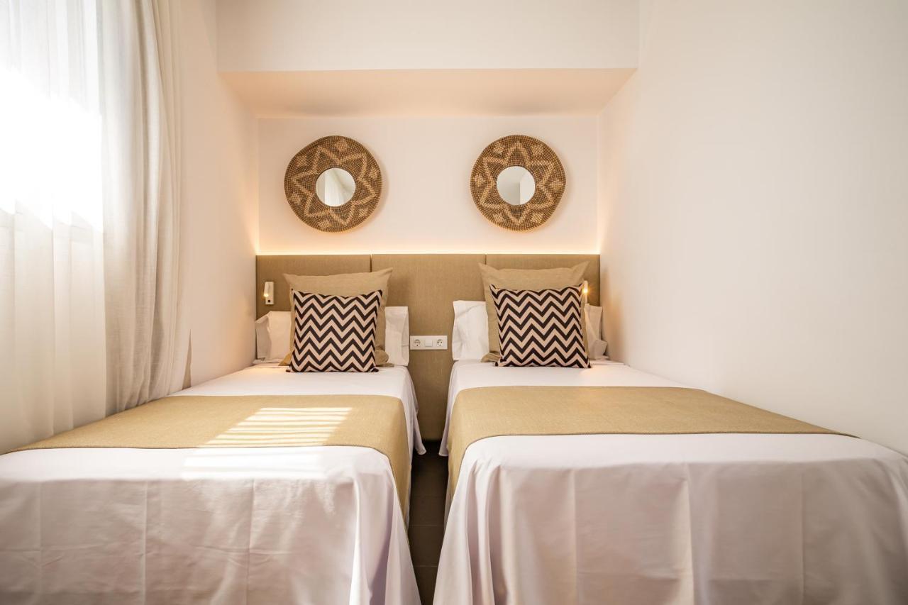 Migjorn Ibiza Suites & Spa Platja d'en Bossa Eksteriør bilde