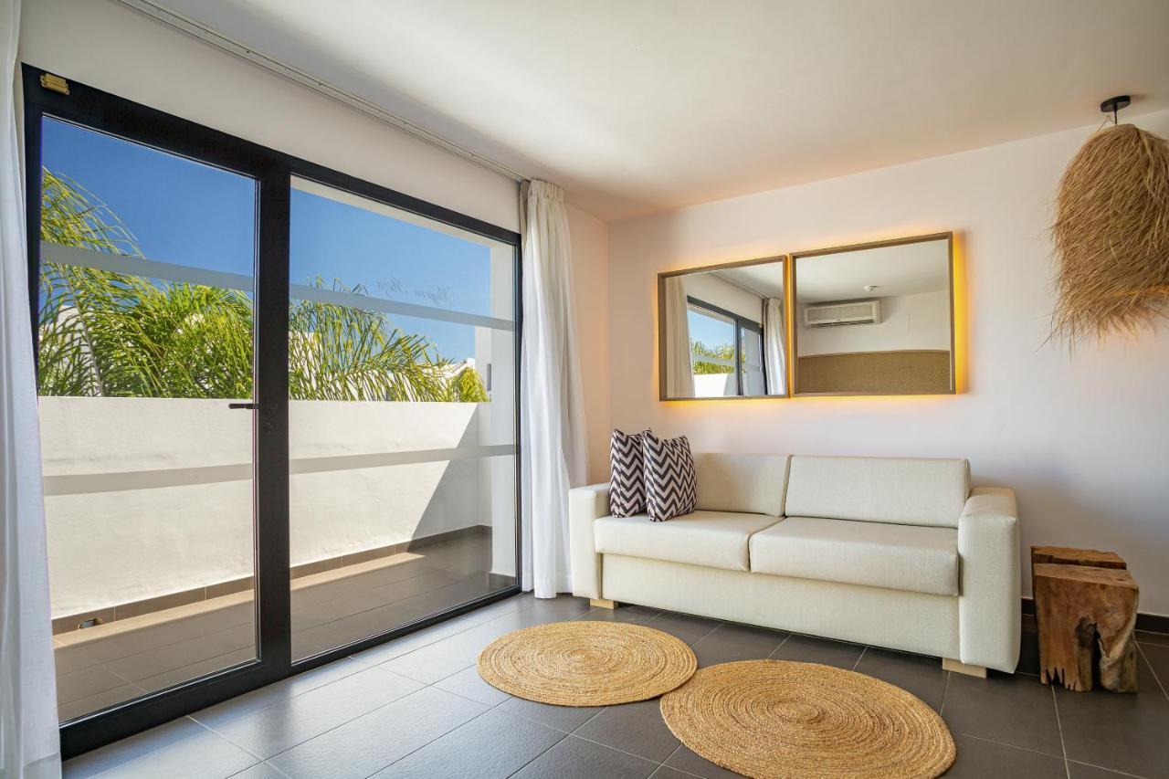 Migjorn Ibiza Suites & Spa Platja d'en Bossa Eksteriør bilde