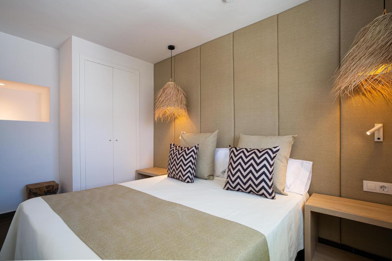 Migjorn Ibiza Suites & Spa Platja d'en Bossa Eksteriør bilde