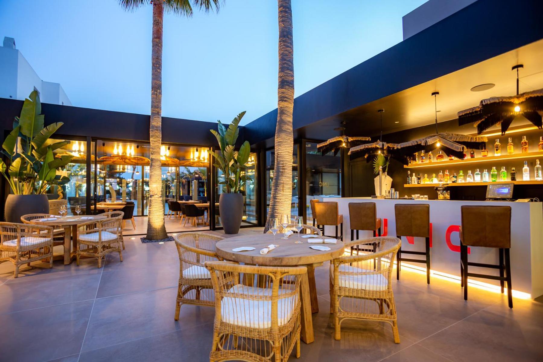 Migjorn Ibiza Suites & Spa Platja d'en Bossa Eksteriør bilde